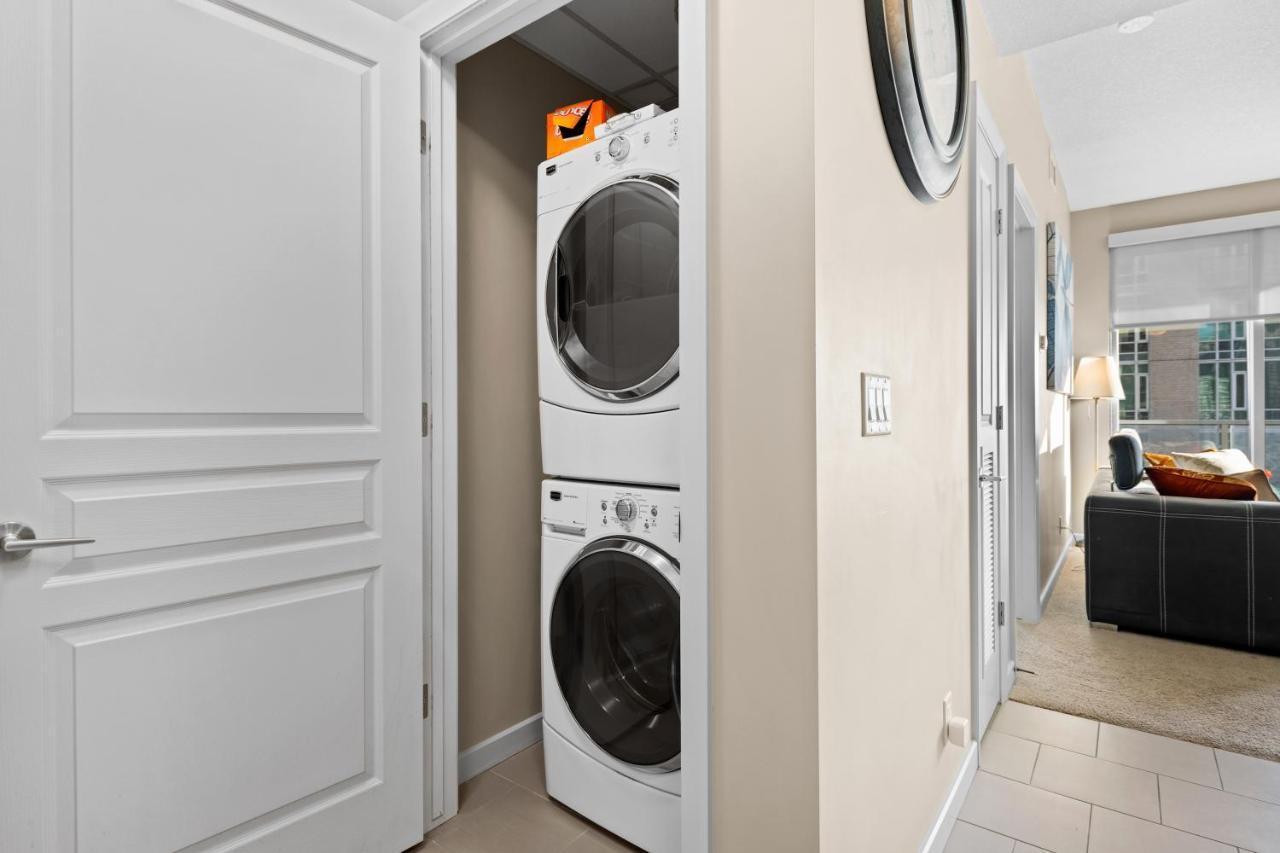 Stylish Downtown Condos By Globalstay YYC Esterno foto