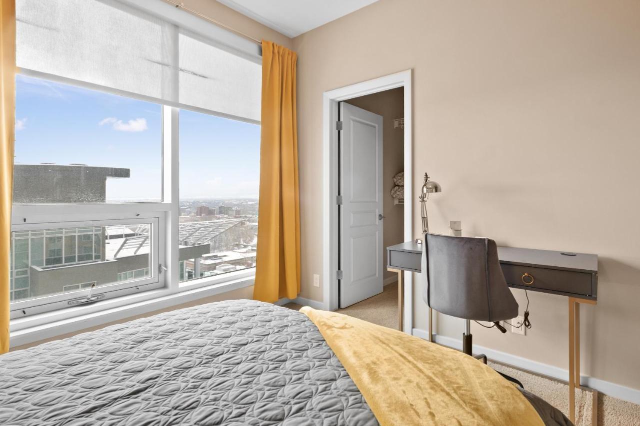 Stylish Downtown Condos By Globalstay YYC Esterno foto