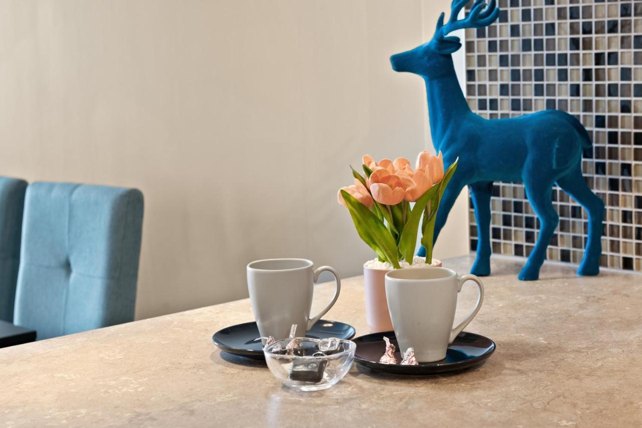 Stylish Downtown Condos By Globalstay YYC Esterno foto