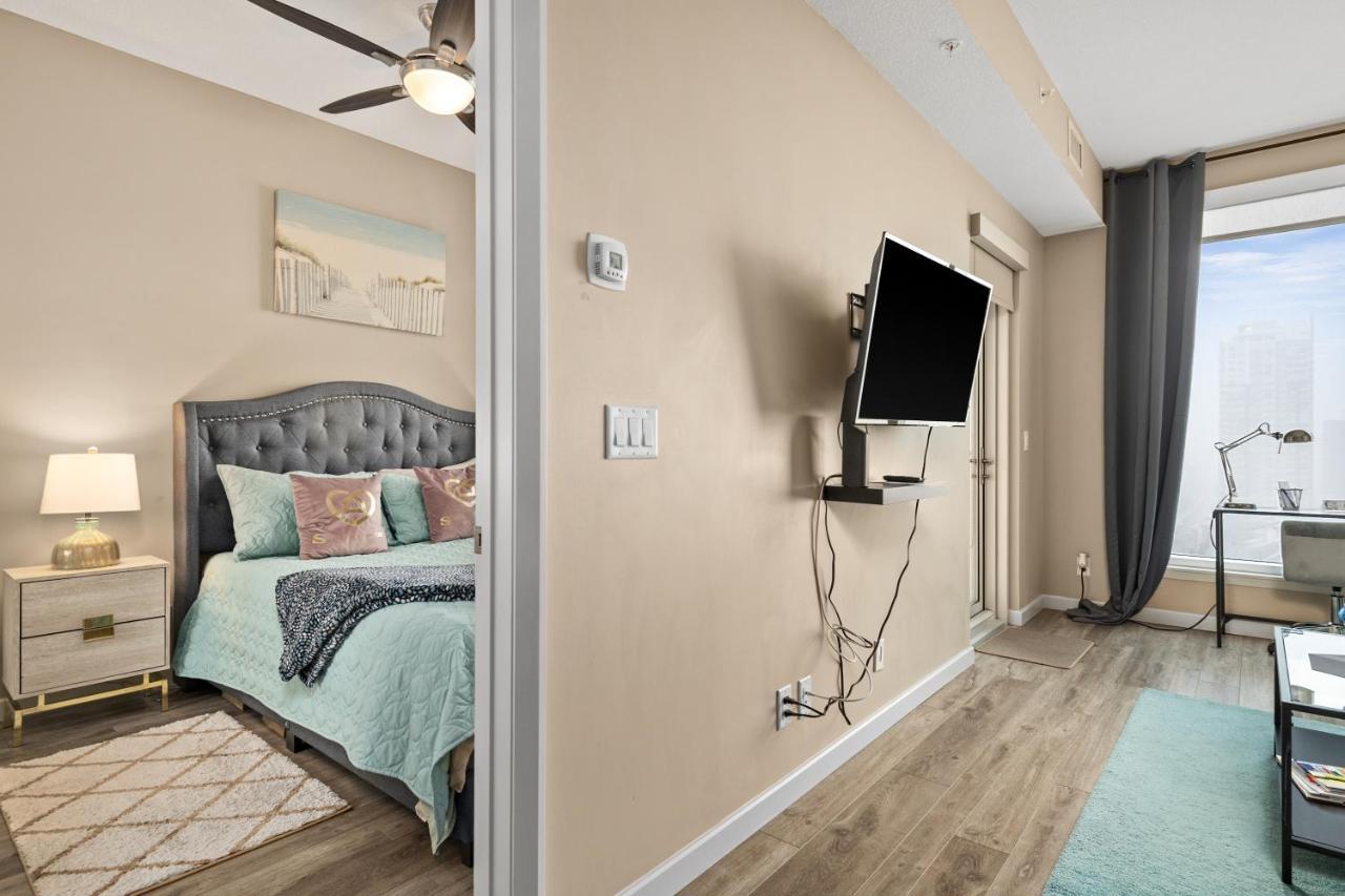 Stylish Downtown Condos By Globalstay YYC Esterno foto